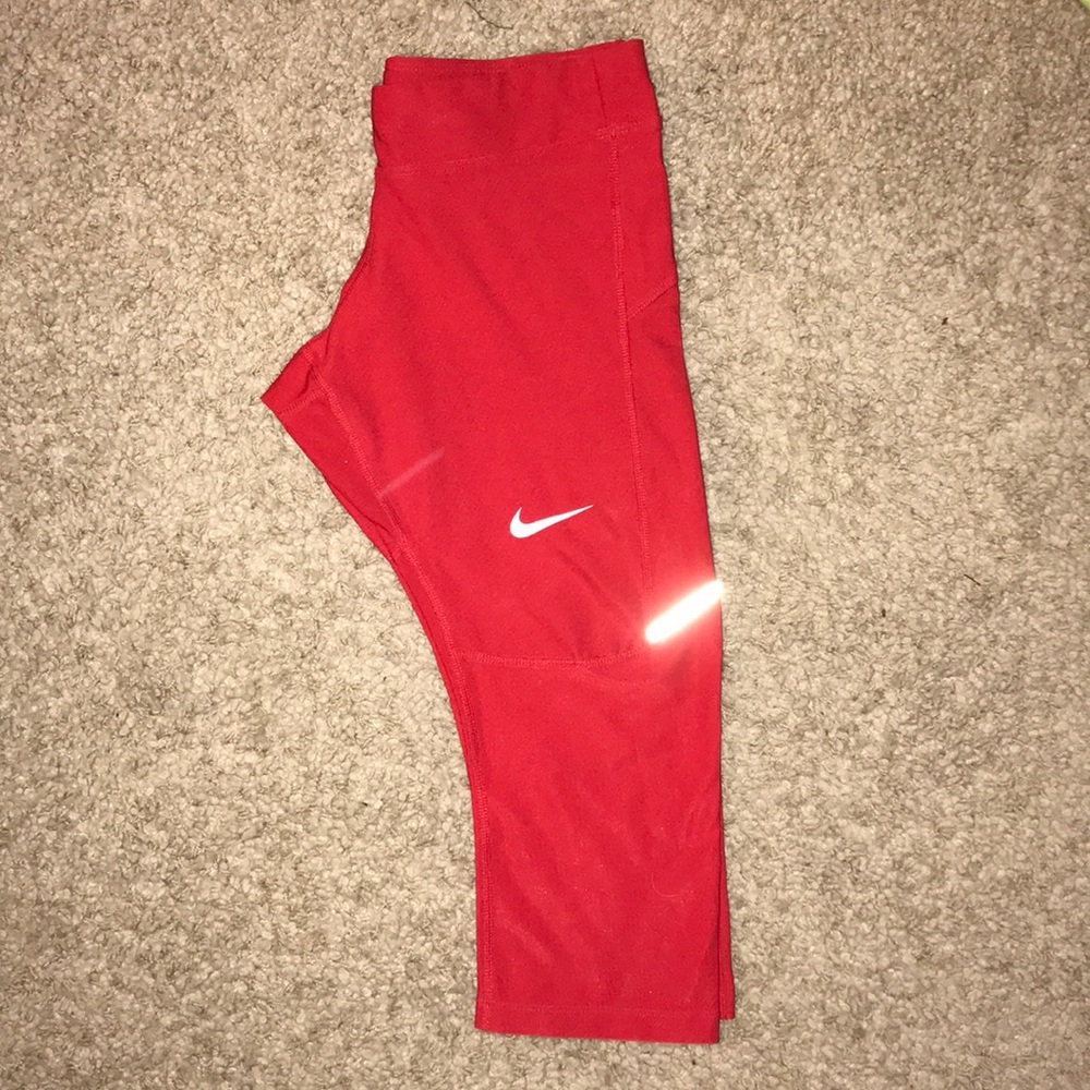 Red Nike leggings in great condition